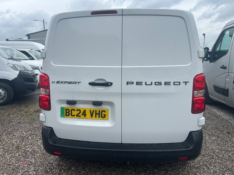 Peugeot Expert Professional Medium BC24VHG White #3
