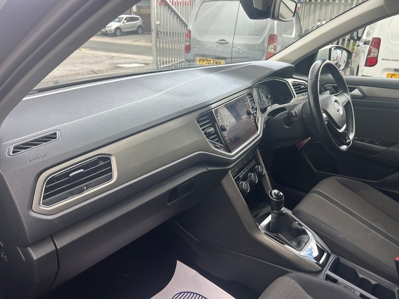 Volkswagen T-Roc Design Tdi VO20TZX Grey #5
