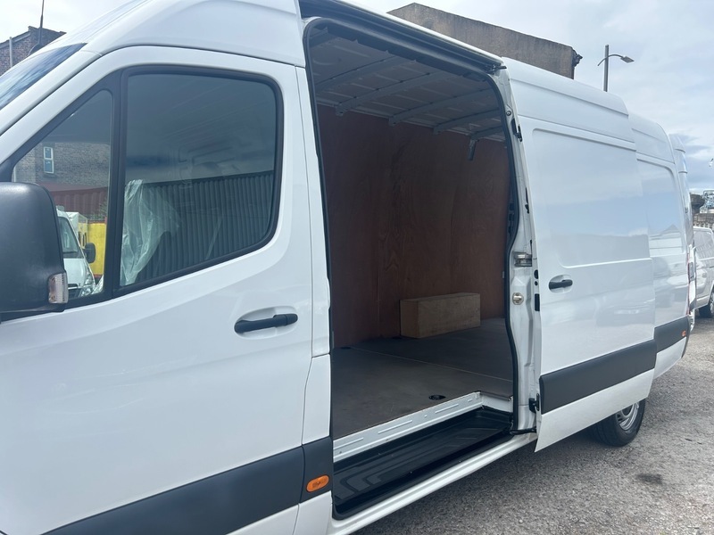 Mercedes-Benz Sprinter 315 Cdi Progressive KN73WEP White #3