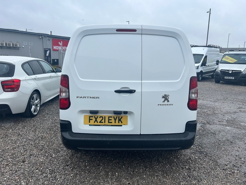 Peugeot Partner Bluehdi Professional L2 White #3