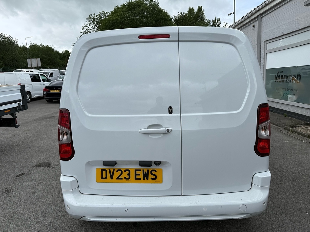 Vauxhall Combo Diesel White #7