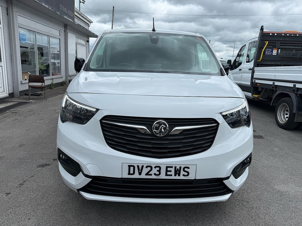 Vauxhall Combo 1.5 Turbo D 2300 Pro 3 Seat Swb Sat Nav R Camera V White #3