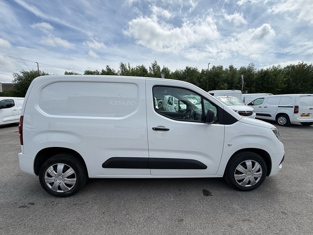 Vauxhall Combo 1.6 Turbo D 2300 Sportive Swb Air Con Van Dies White #4