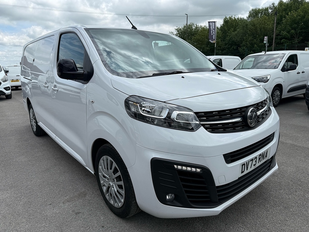 Vauxhall Vivaro 1.5 Turbo D 2900 Pro Lwb Air Con Rcamera Van 6Dr White #3
