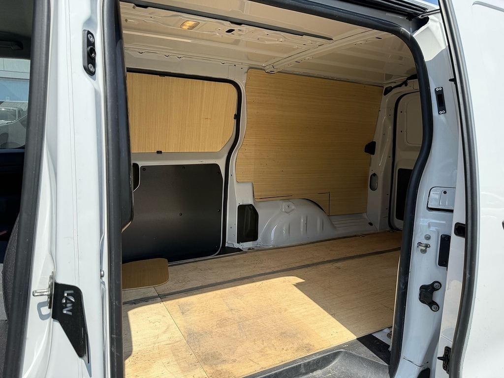 Peugeot Expert Asphalt Premium White #10