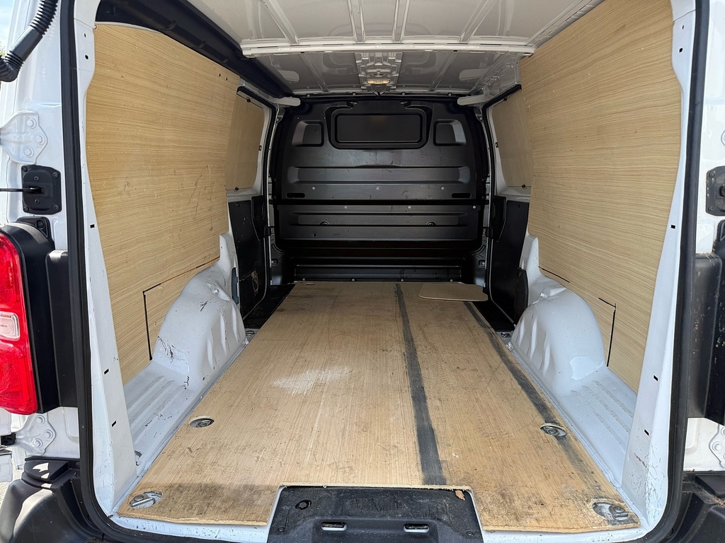 Peugeot Expert Asphalt Premium White #11
