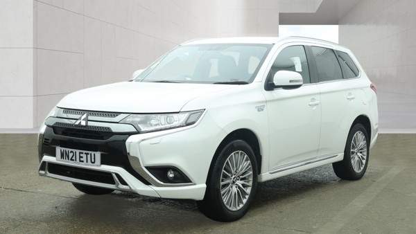 Mitsubishi Outlander Phev Dynamic White #2