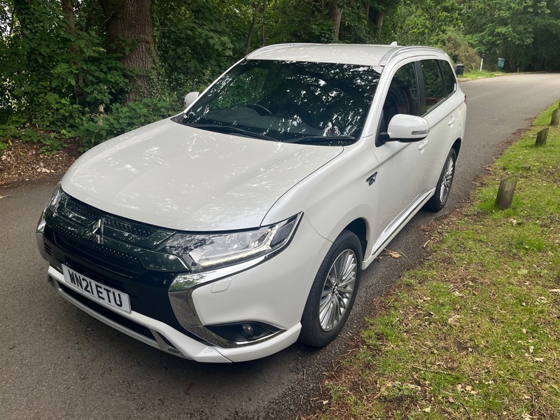 Mitsubishi Outlander Phev Dynamic WN21ETU White #5
