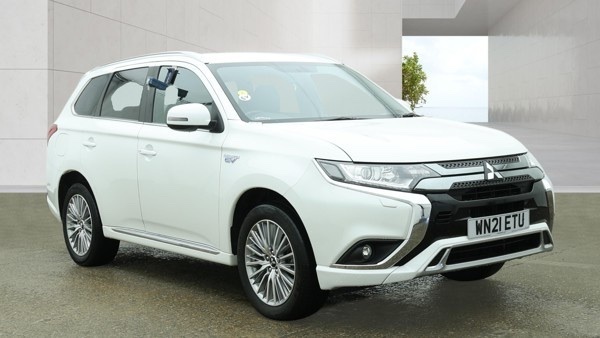 Mitsubishi Outlander Phev Dynamic White