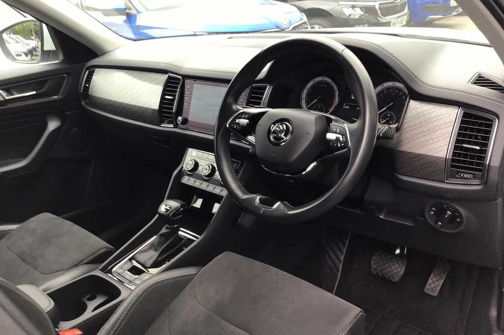 Skoda Kodiaq 2.0 Tsi 190 Se L 4X4 Dsg 7 Seat White #6