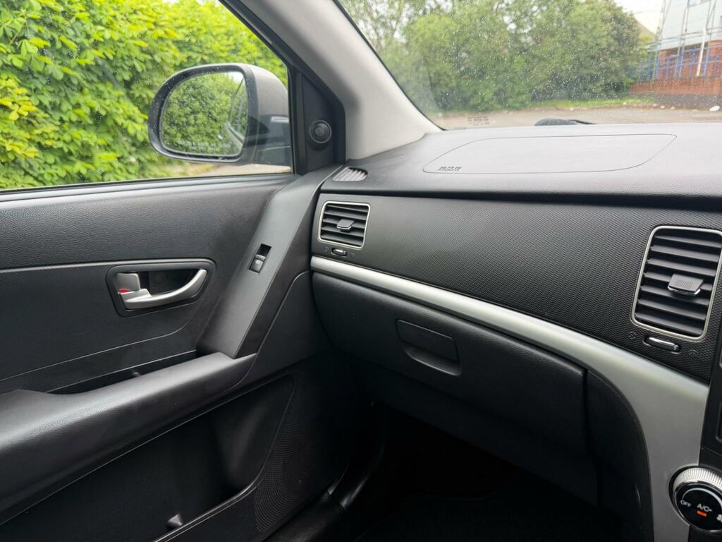 SsangYong Korando Suv 2.0 D Ex 2012 Red #10