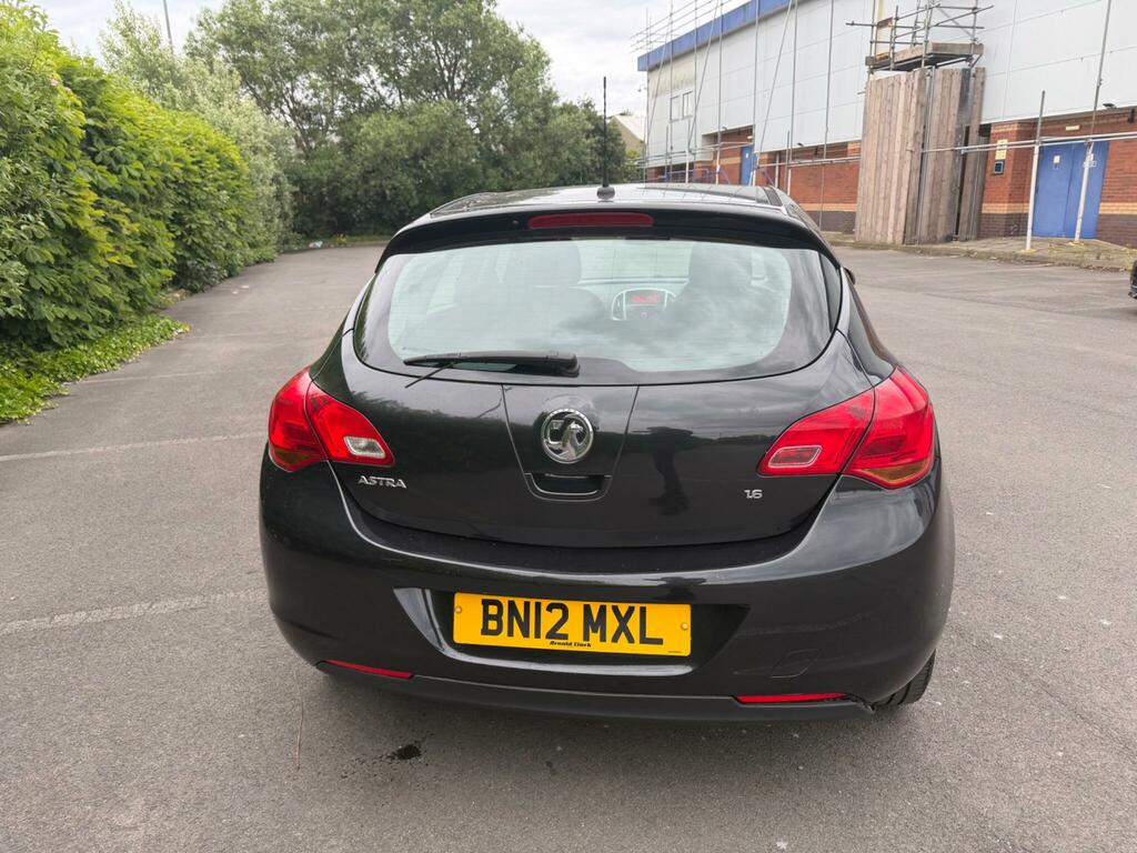 Vauxhall Astra Active Red #6