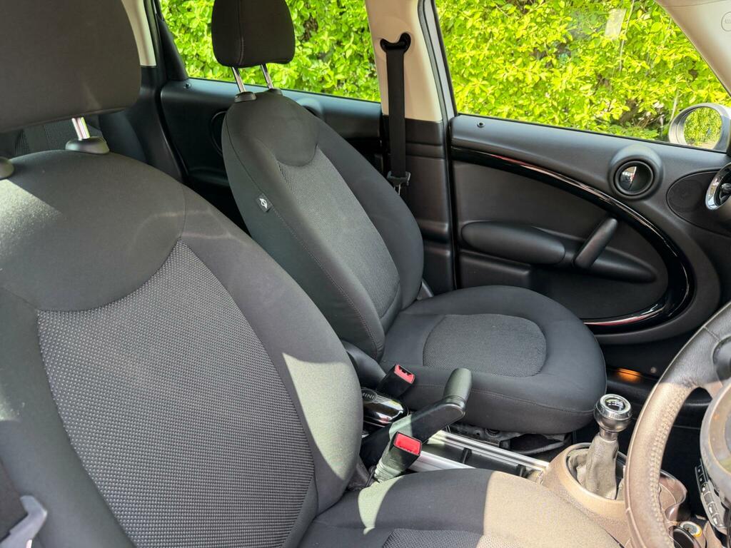 Mini Countryman 1.6 Cooper D All4 Silver #12