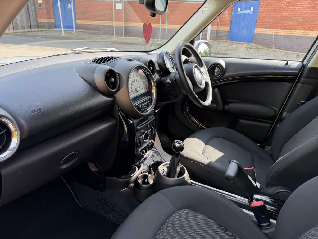 Mini Countryman 1.6 Cooper D All4 Silver #9