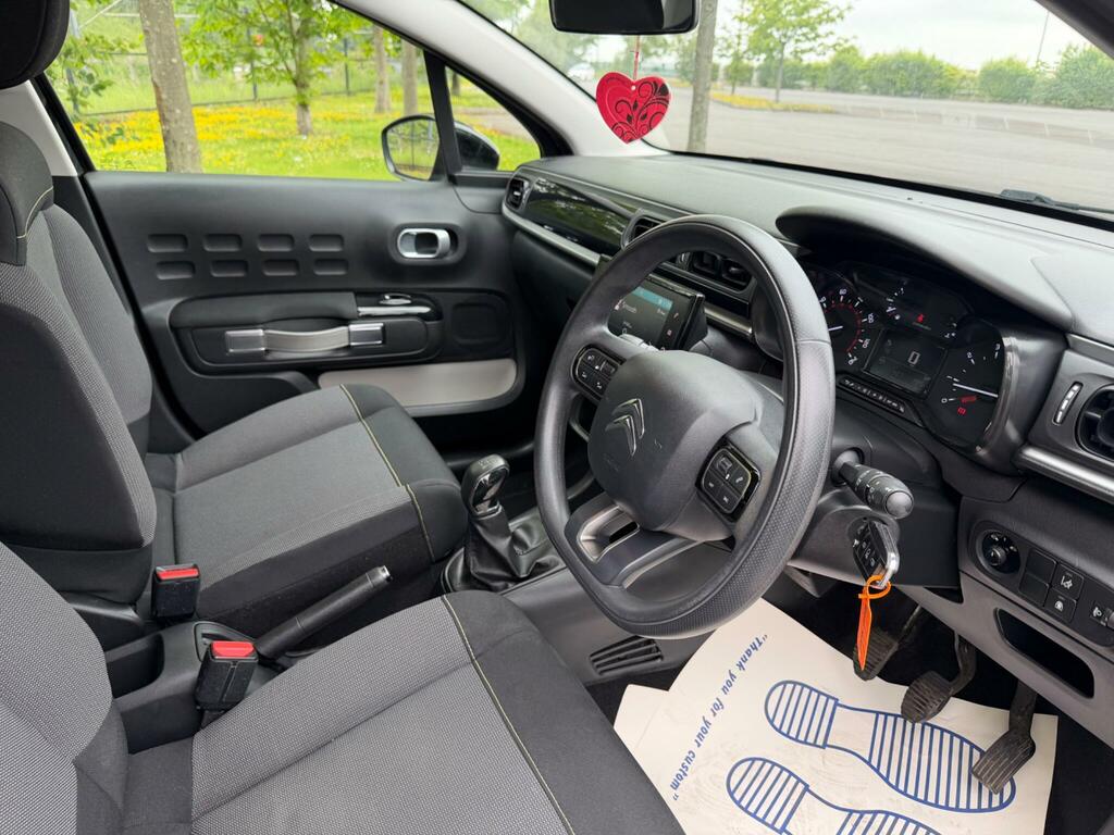 Citroen C3 1.2 Puretech 110 Flair Red #10