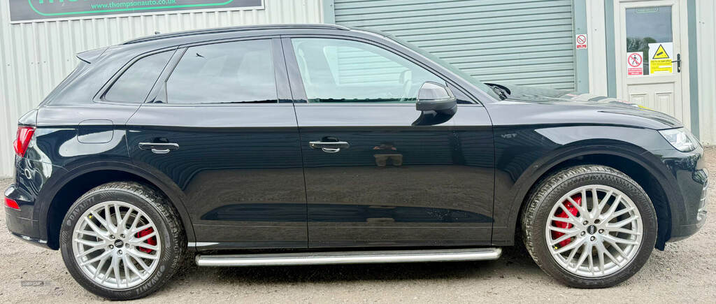 Audi Q5 3.0 Tdi Quattro S Line Tip NU18RPO Black #2