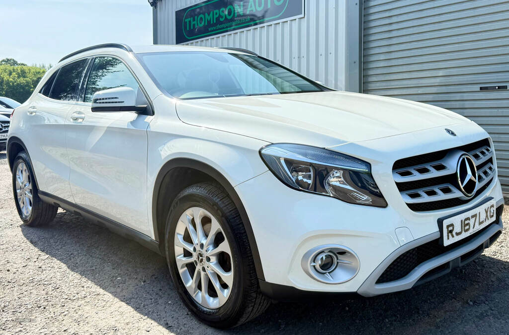 Mercedes-Benz GLA Class Gla 200D Se White