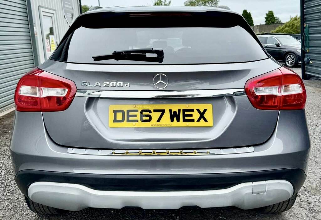 Mercedes-Benz GLA Class Gla 200D Se S90JHM Grey #3