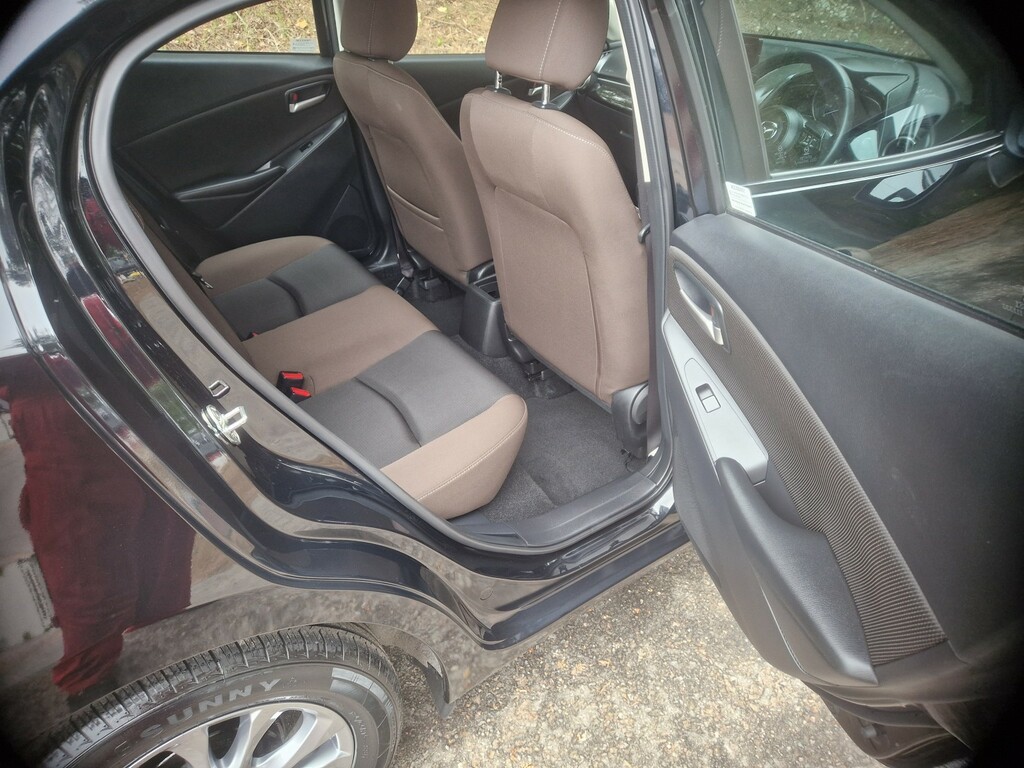 Mazda 2 1.5 Skyactiv-g Se-l Nav Black #6