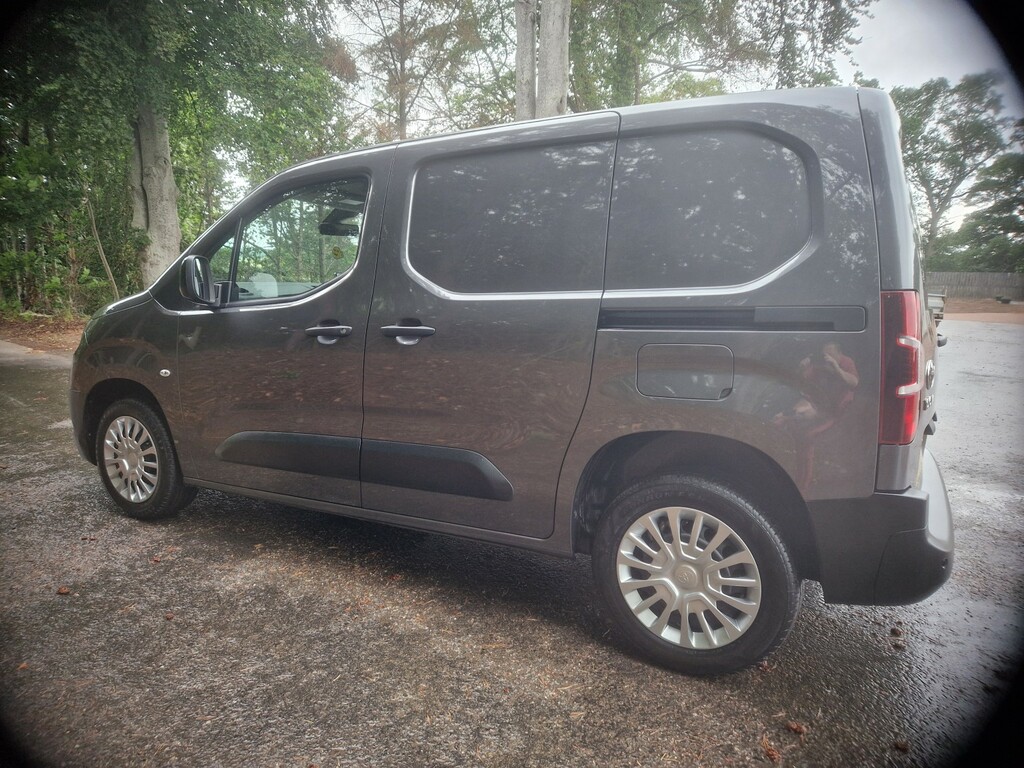 Toyota Proace City Bluehdi Active Grey #3