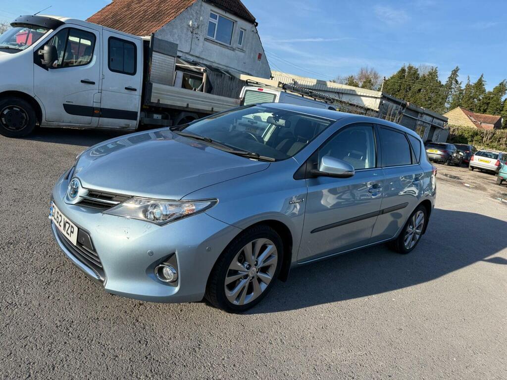 Toyota Auris Hatchback 1.8 Vvt-h Excel Cvt Euro 5 Ss 20 Blue #3