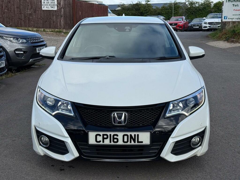 Honda Civic Hatchback 1.8 I-vtec Se Plus Navi Euro 6 Ss 5 White #2