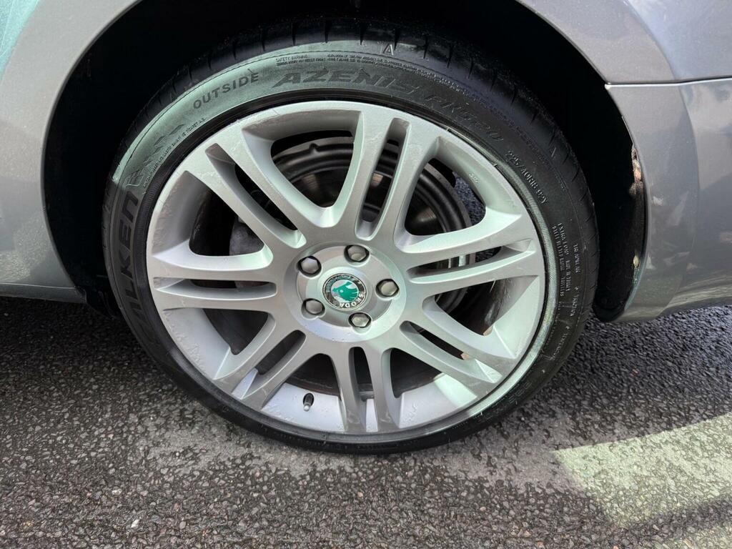 Skoda Superb Elegance Silver #38