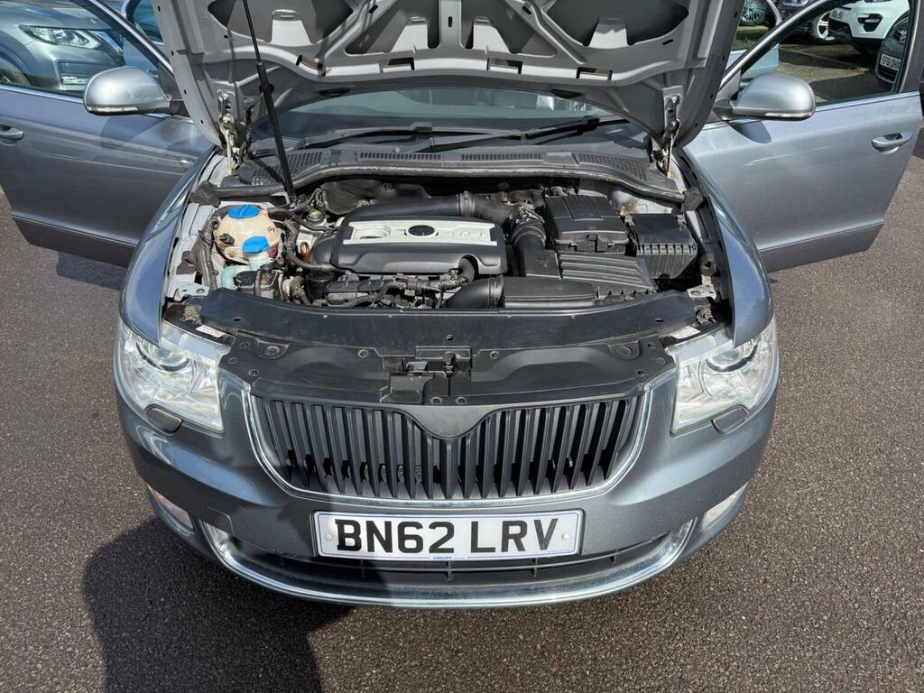 Skoda Superb Elegance Silver #69