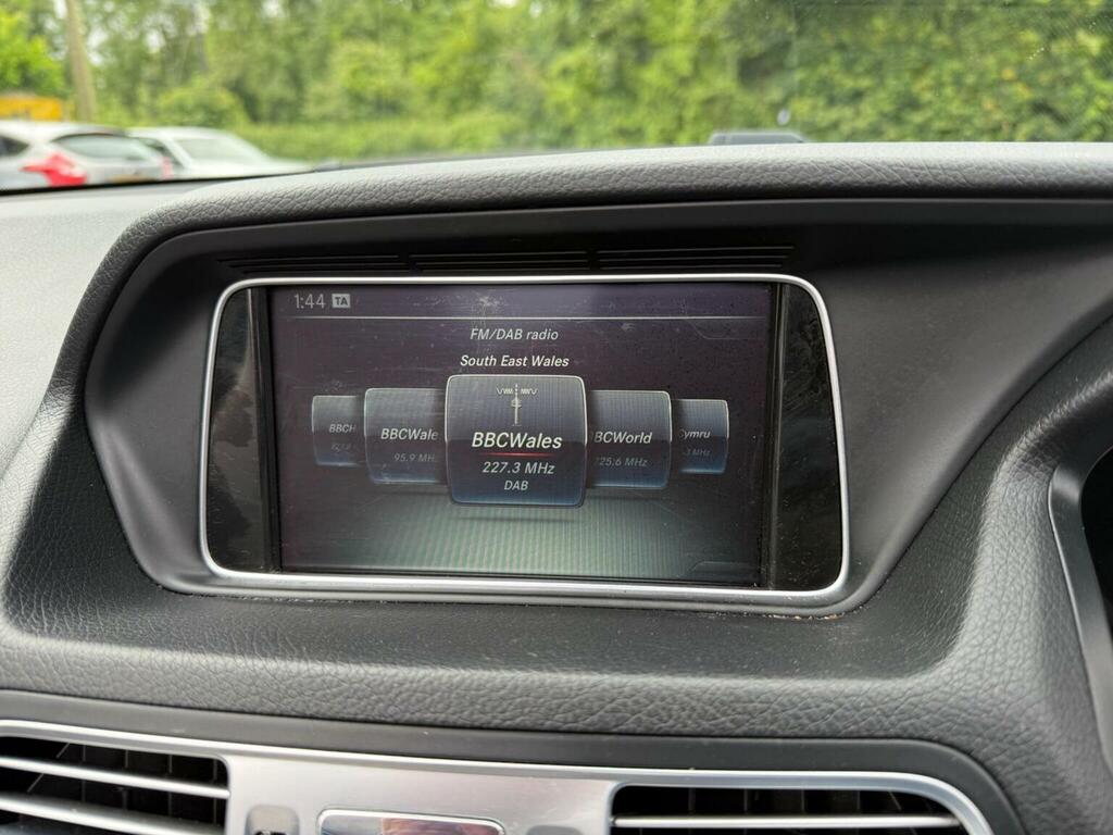 Mercedes-Benz E Class 2.1 E220 Bluetec Amg Night Edition 174 Bhp Black #51