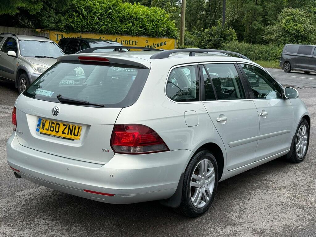 Volkswagen Golf Hatchback 1.6 Red #6