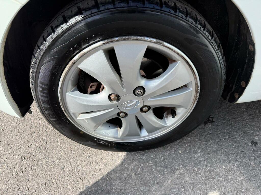 Hyundai I10 Hatchback Active 2012 Grey #58