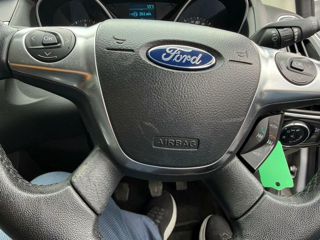 Ford Focus Estate Black #46