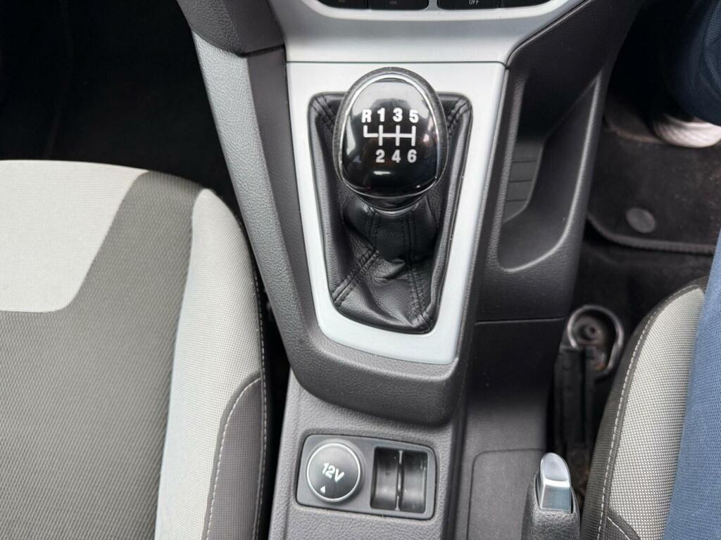 Ford Focus Estate Black #13