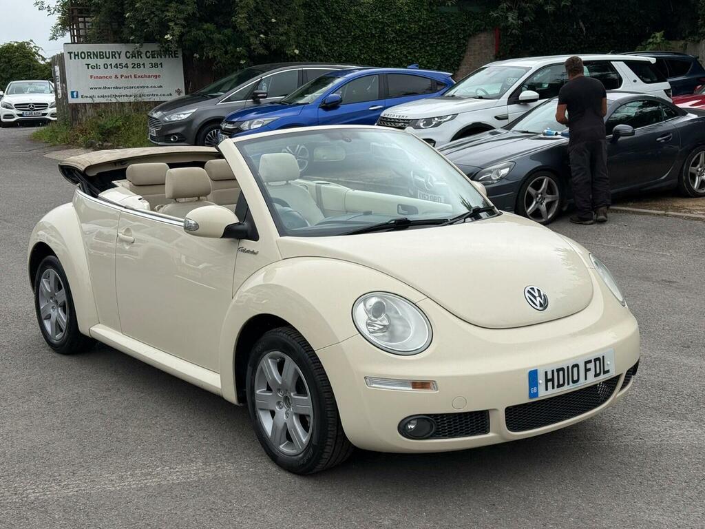 Volkswagen Beetle Convertible 1.6 Cabriolet Euro 4 201059 Red #1