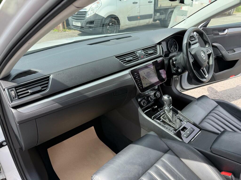 Skoda Superb 2.0 Tdi Cr Se Technology Blue #15