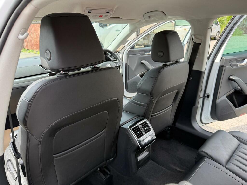 Skoda Superb 2.0 Tdi Cr Se Technology Blue #46