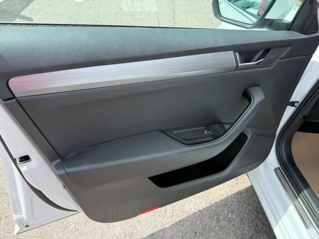 Skoda Superb 2.0 Tdi Cr Se Technology Blue #18