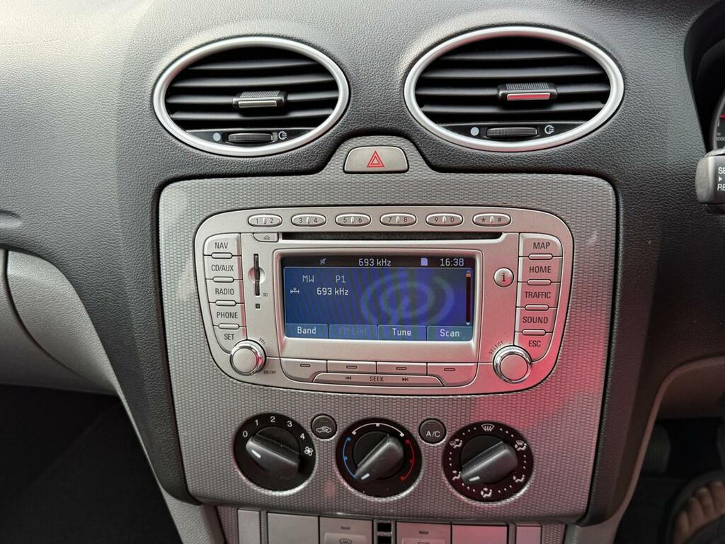 Ford Focus Zetec Tdci Grey #10