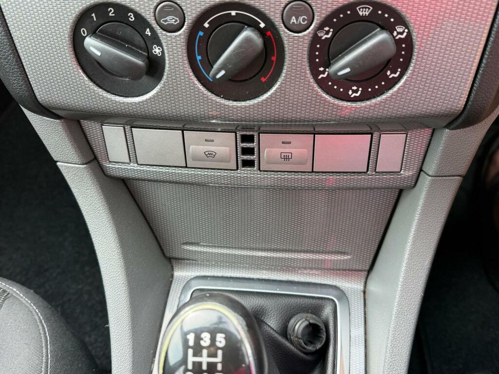Ford Focus Zetec Tdci Grey #40
