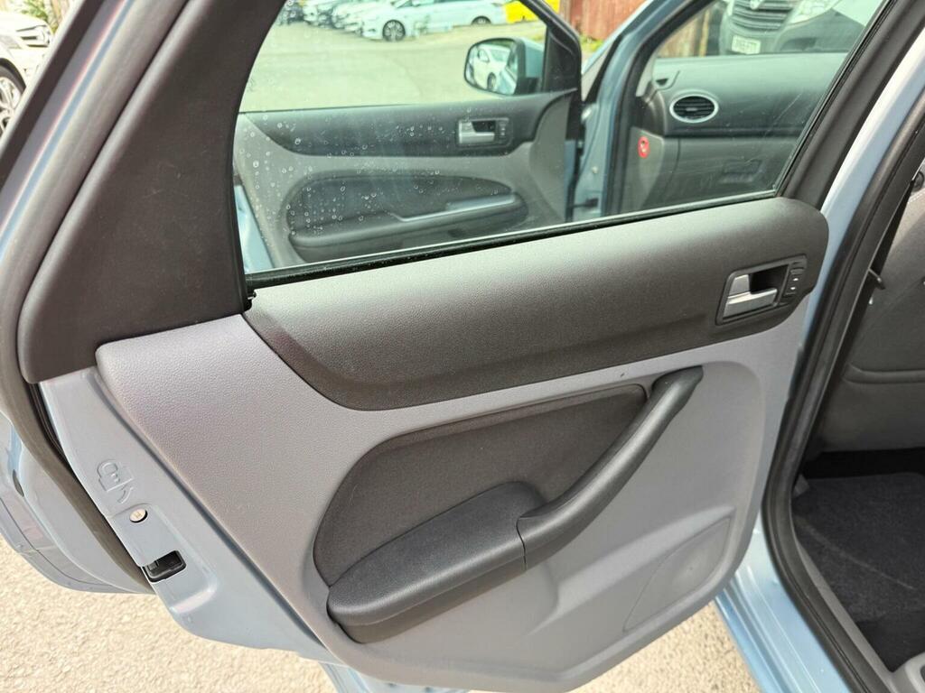 Ford Focus Zetec Tdci Grey #47