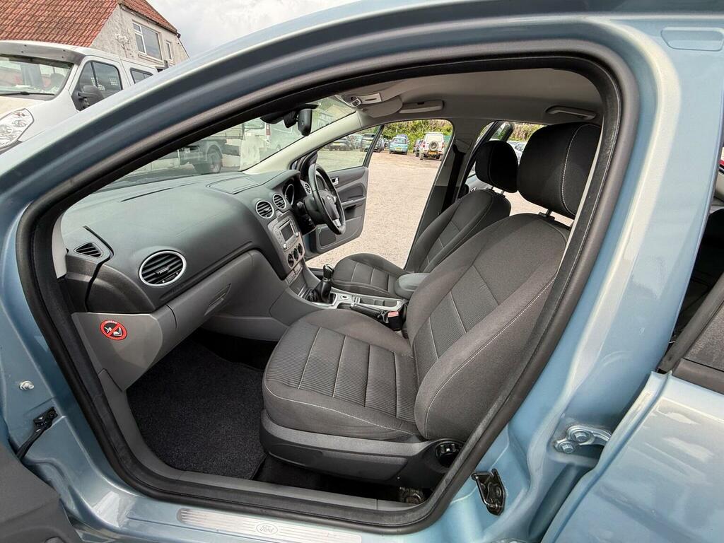 Ford Focus Zetec Tdci Grey #45