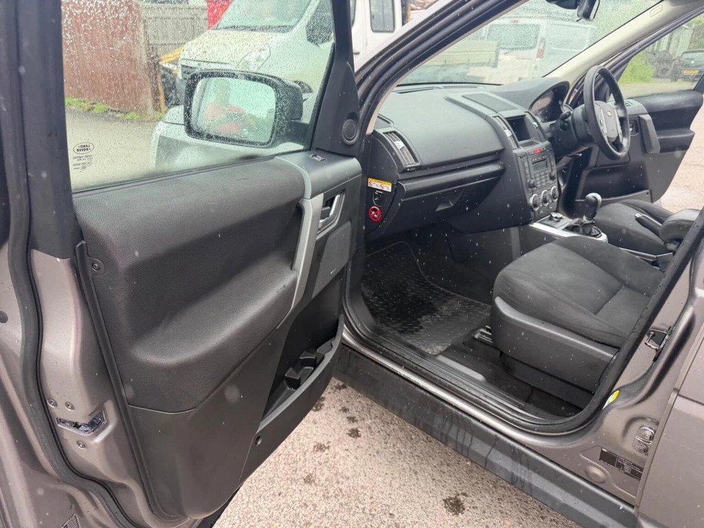 Land Rover Freelander 2 2.2L Hse Grey #17