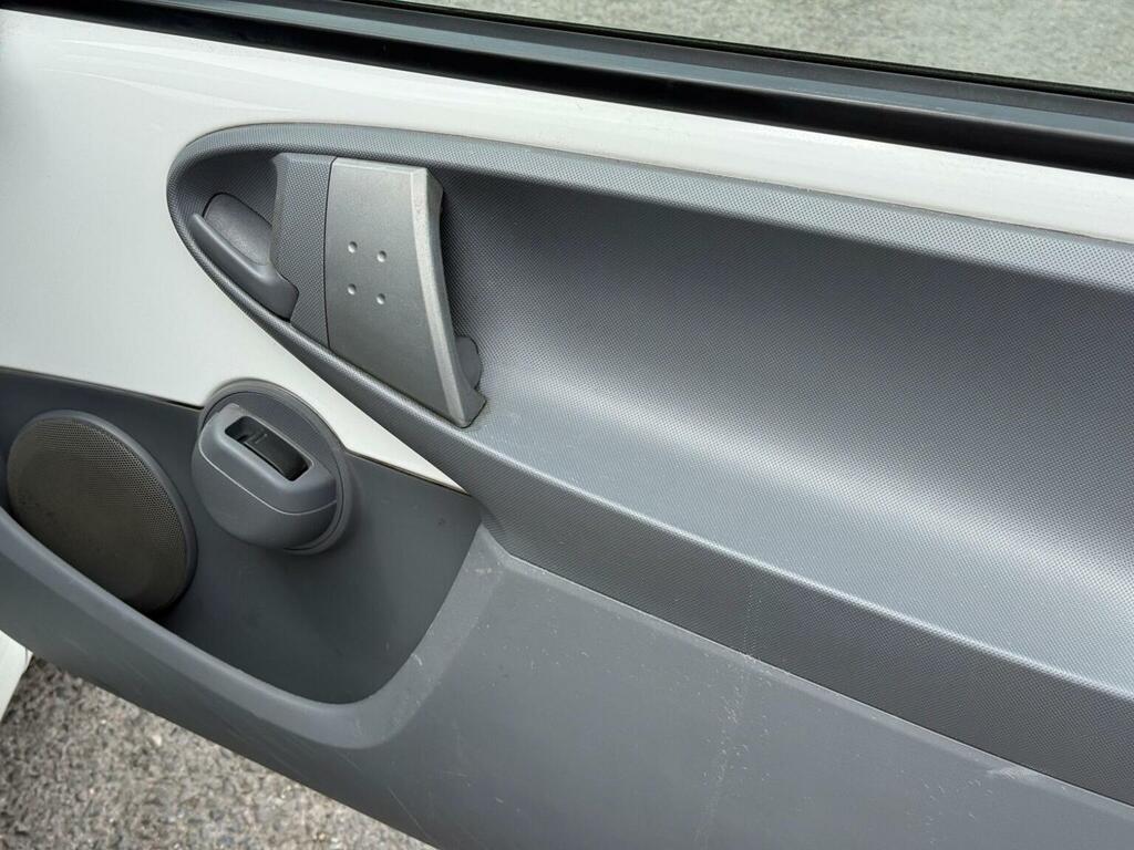 Toyota Aygo Vvt-i Go 67 Grey #39