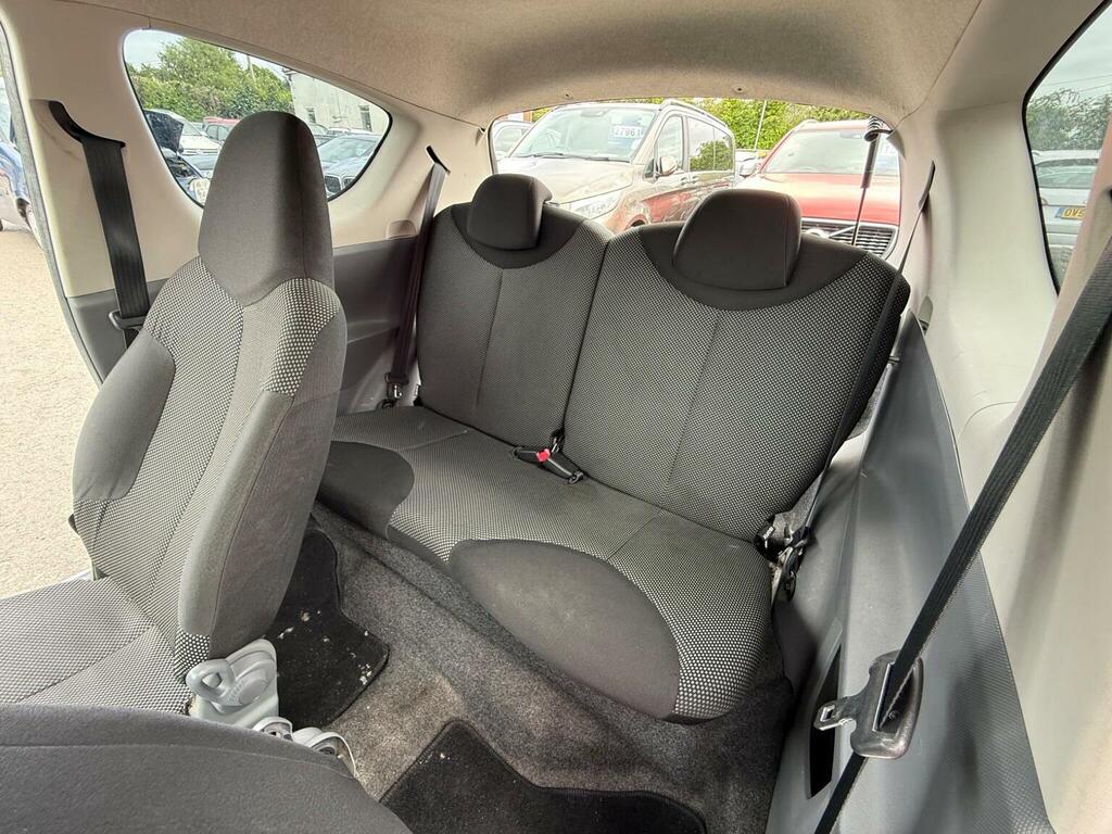 Toyota Aygo Vvt-i Go 67 Grey #43