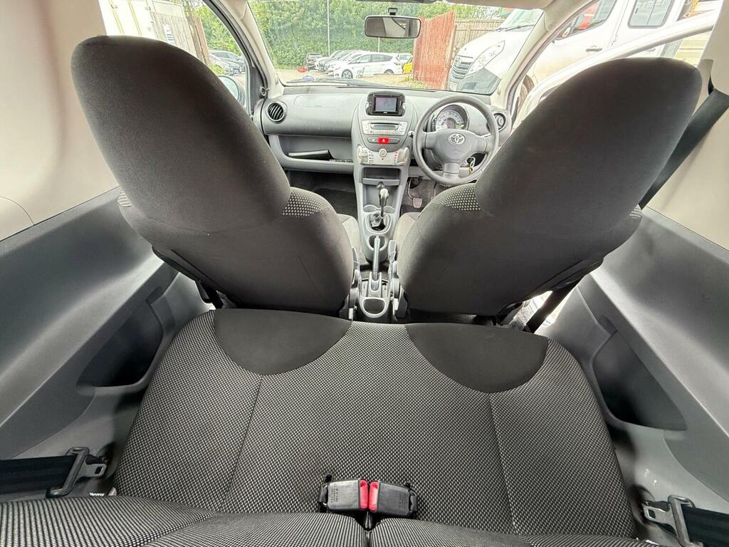 Toyota Aygo Vvt-i Go 67 Grey #41