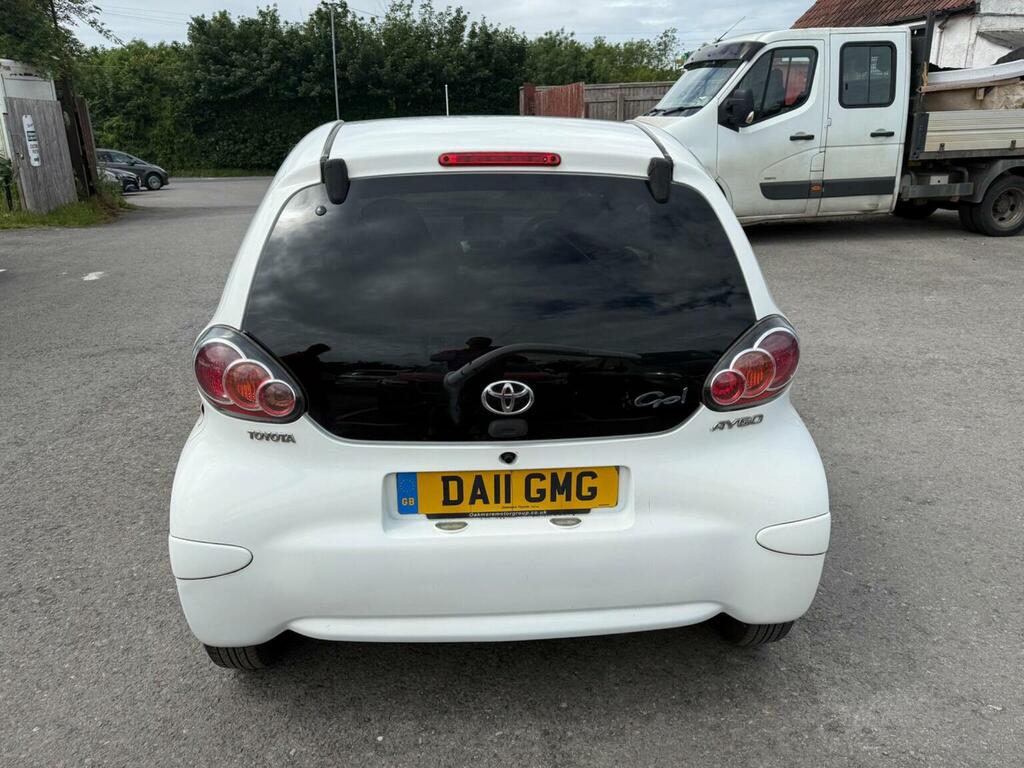 Toyota Aygo 1.0 Vvt-i Go Euro 5 White #5