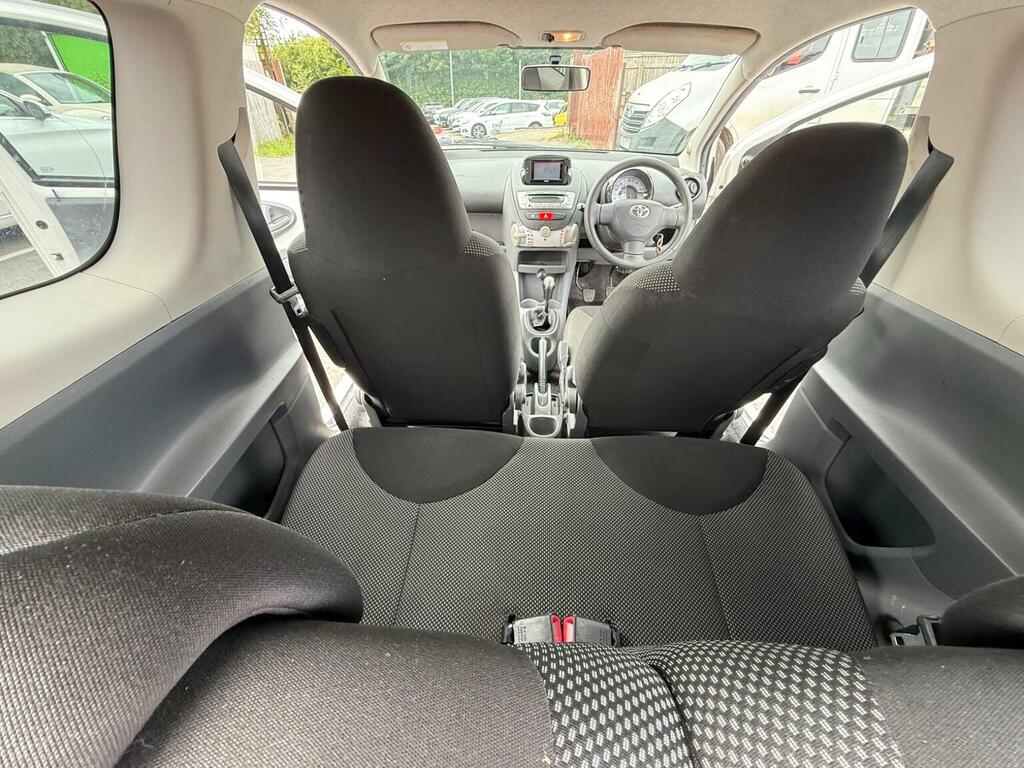 Toyota Aygo Vvt-i Go 67 Grey #44