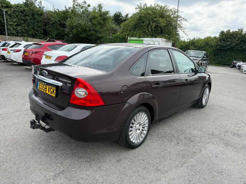 Ford Focus Zetec Climate 5-Door Silver #29