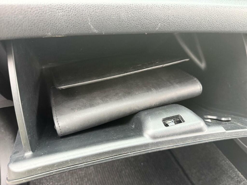 Honda Jazz 1.4 I-vtec Es Silver #12