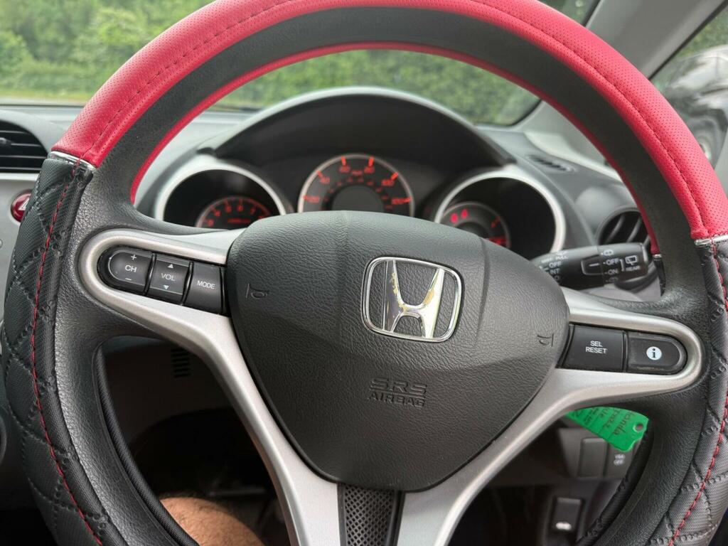 Honda Jazz 1.4 I-vtec Es Silver #8